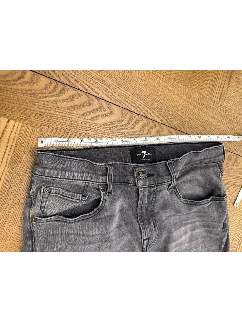 7 For All Mankind Men’s Jeans 32 Gray Slim Straight Faded Wash Denim - Picture 4 of 9